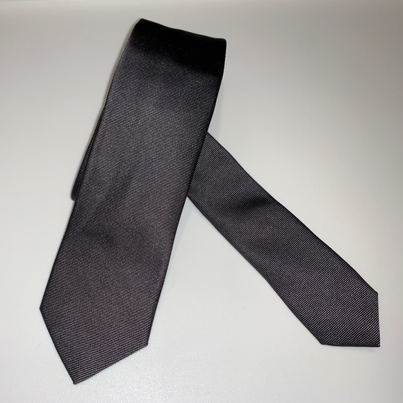 Hugo Boss Red Label Pure Silk Jacquard Black Skinny Tie Made in Italy, NEW - Picture 4 of 6